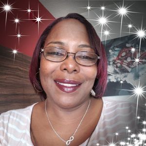 Meet your Posher, Lena